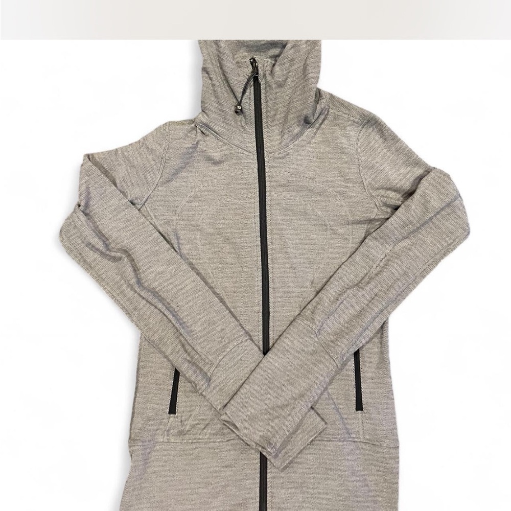 Lululemon Women’s Gray Zip-Up Jacket